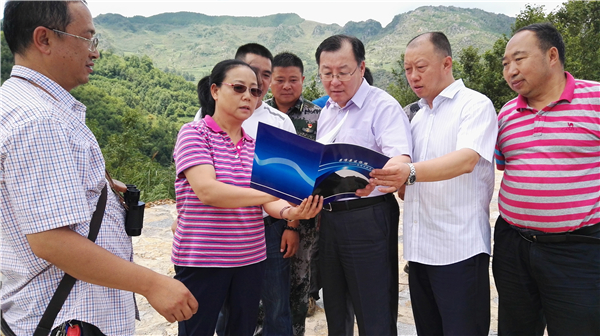 辽宁、贵州两地红会同六盘水市当地领导共商帮扶项目9.png
