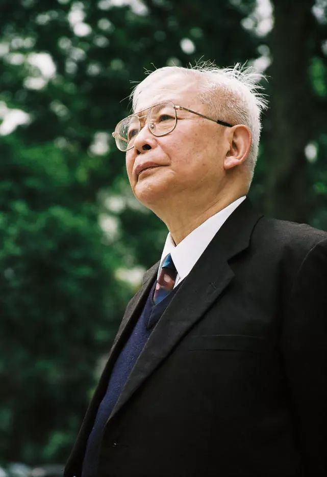 方汉奇.jpeg