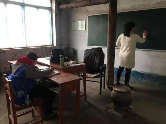孤独小学.jpg