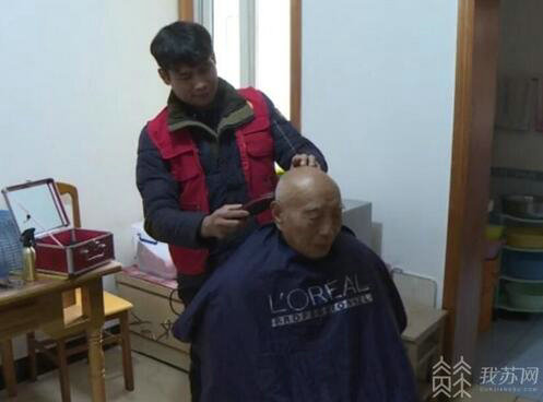 淮安聋哑志愿者.jpg