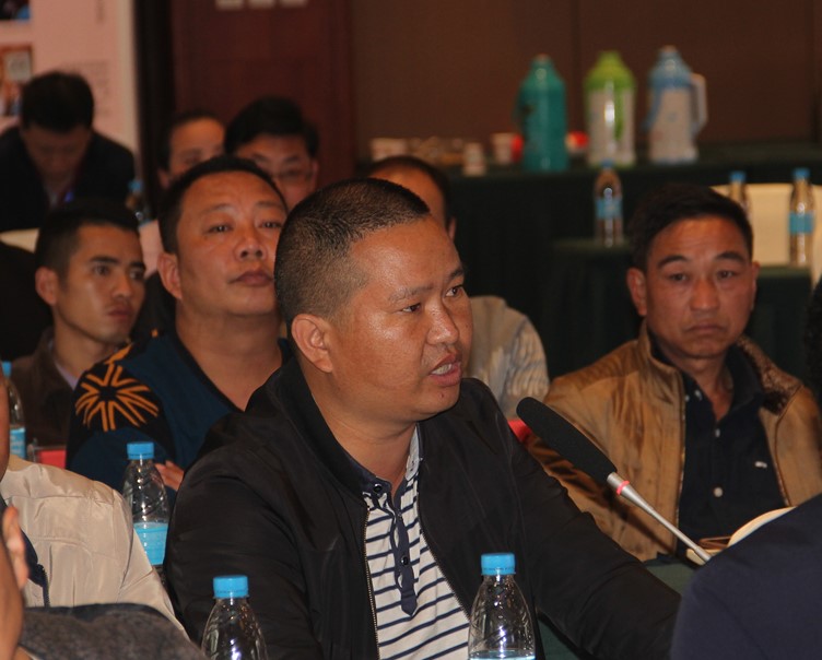 与会代表涌跃发言7.JPG
