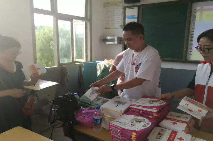 应急救护培训3.png