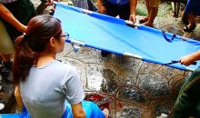 孕妇游玩不慎摔倒致大量流血 武警抬担架狂奔送医