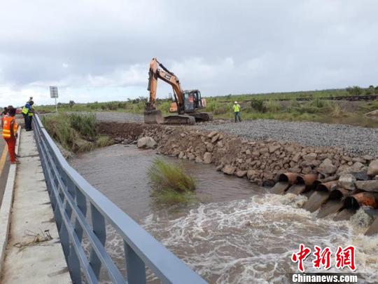 中资企业为莫桑比克灾后重建伸出援手