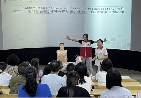 dbc70dc61c2aaef653bddf5f3695c32e.jpg