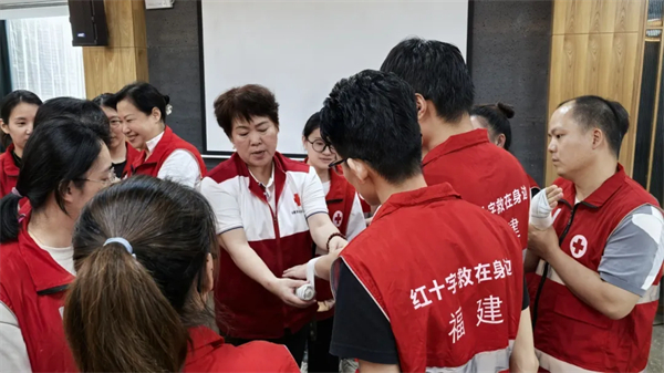 8effecd27e9e66e0fa12e49151d091b8.jpg