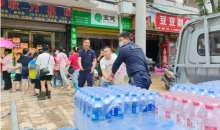 铜仁慈善携手社会力量共筑黔东南抗洪救灾“温暖防线”