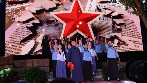 贵阳：“山河共鸣 筑光永续”路边公益音乐会唱响