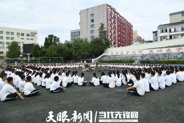 c12a534bd7761753728d94cc72b77cde.jpg
