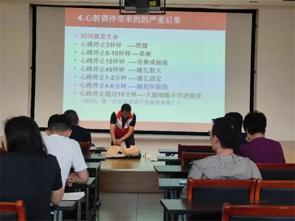 ec108505cc99bdb9b5a5d54d3b72913f.jpg