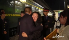 列车上的生命守护者：红十字救护员