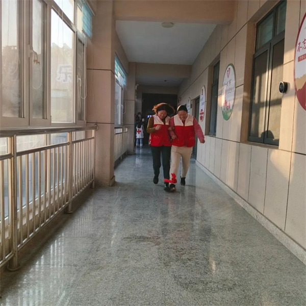 899ab303ee0c69fab0be59403302df3f.jpg