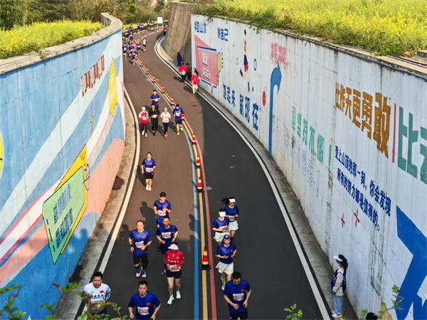 b0839833b10c1147ed3aa63e7d353486.jpg