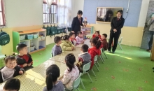 元纽扣，暖童心——独山法院关爱留守儿童在行动