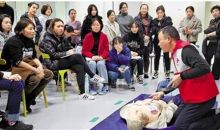 记者体验红十字救护员工作：时刻准备着抢救生命