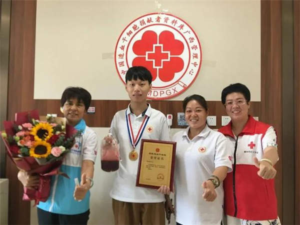 35ed003906e7833bea086b6775996bdc.jpg