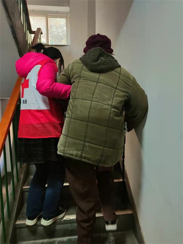 fe73875201fff4e9d4fdaea94418047e.jpg