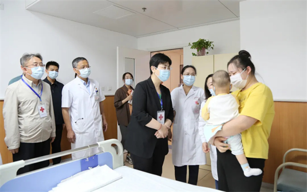 山西省红十字会开展2025年“六一”儿童节慰问活动