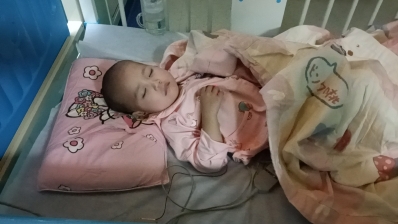 单亲妈妈求助，救救患重病三岁幼女