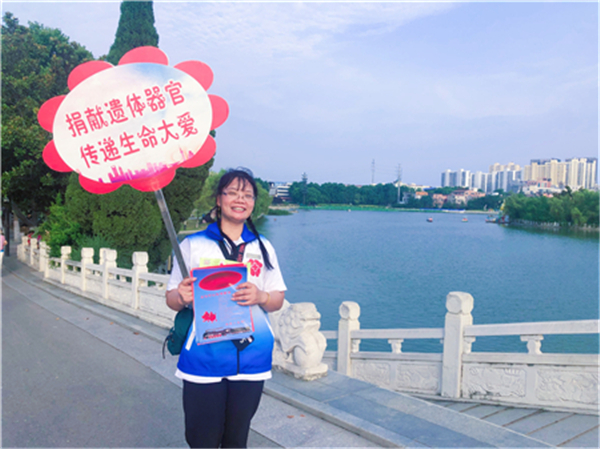 83ef685fc28c233f38ffbac15ef349f0.jpg
